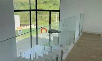 Imagem 2: Lindo sobrado de alto padrão com arquitetura moderna e sofisticada