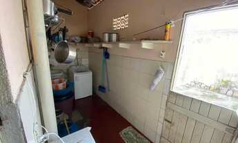 Imagem 6: Excelente Casa Residencial/Comercial no Jereissati I com Ponto Comercial e 3 Quartos