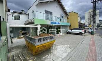 Imagem 4: Prédio comercial e residencial muito bem localizado no bairro Velha!