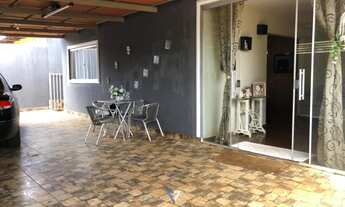 Imagem 2: Casa com 3 quartos - Bairro Jardim Petrópolis em Goiânia