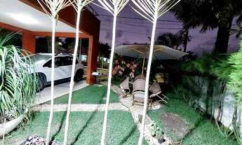 Imagem 3: Casa com áreas verdes 2 frentes 4/4 suites