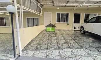 Imagem 3: Excelente casa em condomínio fechado, apenas 5 minutos do centro de Cotia e 1 minuto da Ro