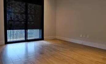 Imagem 4: Casa de condomínio sobrado para venda possui 353 metros quadrados com 4 quartos