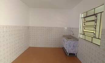 Imagem 6: Casa - 02 dormitórios, garagem (01)..