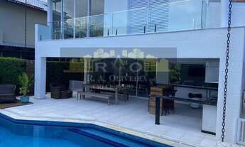 Imagem 6: Alto Padrão para Venda em Bertioga, Centro, 3 dormitórios, 3 suítes, 4 banheiros, 3 vagas