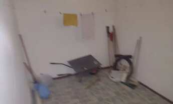 Imagem 7: Vendo casa 2 quartos,sala, cozinha, banheiro área de serviço e varanda, TÉRREO