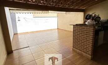 Imagem 2: Casa para venda com 140 metros quadrados com 3 quartos em Residencial Meireles - Franca