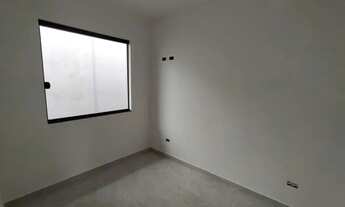 Imagem 6: Sobrado no sitio cercado