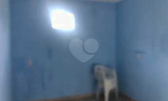 Imagem 7: Prédio com 04 (quatro) casas e 02 (duas) garagens para locação, ha 5 minutos do centro de