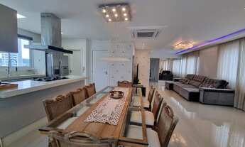 Imagem 3: Apartamento Finamente Mobiliado - Locação Anual - 03 Suítes - 02 Vagas