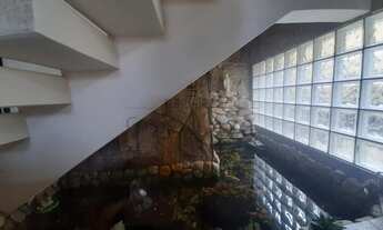 Imagem 3: Casa de condomínio para aluguel tem 350 metros quadrados com 4 quartos