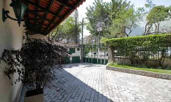 Imagem 7: PACAEMBU RUA PENÁPOLIS CASA TIPO SOBRADO COM 03 DORMS, SENDO 01 SUÍTE E 04 VAGAS