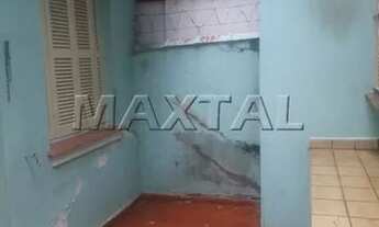 Imagem 3: Casa no Bairro do Bom Retiro, com três quartos, um banheiro, Dependências de Empregada