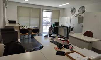 Imagem: Conjunto para locação com 42m2, 02 banheiros