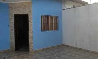 Imagem 2: Casa para locação difiniva com piscina no bairro jardim Regina/Itanhaém