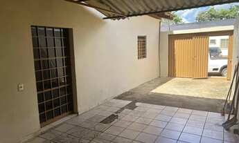 Imagem 3: Casa bem arejada, vaga de garagem em frente a USIMIG