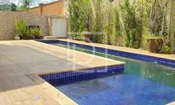 Imagem 2: Casa mobiliada para locação em Alphaville, 4 suítes, piscina