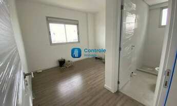 Imagem 6: Apartamento Duplex com 03 dormitórios sendo 03 suítes no bairro Estreito, em Florianópolis