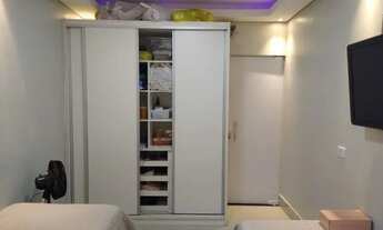 Imagem 2: Espetacular Imóvel! 03 Residências no Lote e 01 Loja, Porcelanato, Banheira, QNQ 05 Ceilân