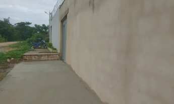 Imagem 6: 2 imóveis - 1 no térreo e outro 2 andar em Caucaia