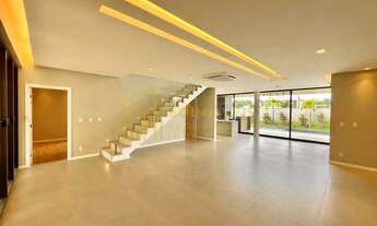 Imagem 3: Seu sonho realizado no Jacuhy: linda casa duplex com tudo que você precisa!