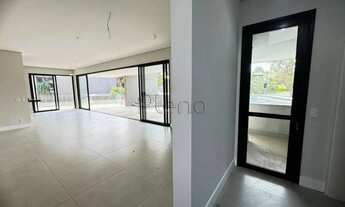Imagem 3: Casa à venda em Campinas, Ville Sainte Hélène, com 4 suítes, com 342 m²