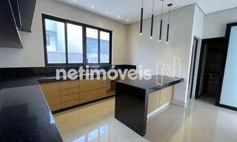 Imagem 7: Casa a venda no condomínio Valle da Serra em Betim