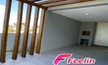 Imagem 3: Sobrado Recém Construído com 3 Dormitórios sendo uma Suíte com Varanda e um Amplo Living