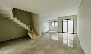 Imagem 7: Sobrado Triplex de Alto Padrão, 4 quartos sendo 3 suítes com 3 vagas no Boqueirão - Curiti