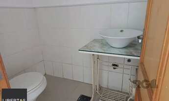 Imagem 6: Sala de frente com vaga