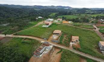 Imagem 5: Terrenos em Santa Isabel, residencial fechado com portão automático, ruas acessíveis, ilum