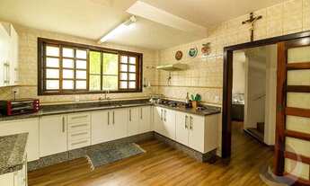 Imagem 6: Casa para Venda em Florianópolis, Cacupé, 6 dormitórios, 2 suítes, 5 banheiros, 4 vagas