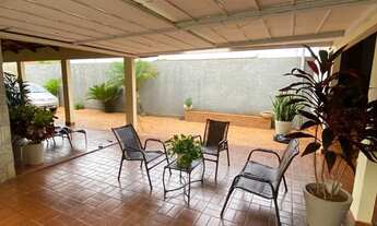 Imagem 3: Vendo sobrado 4 suítes,piscina,no centro da cidade