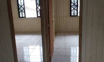 Imagem 2: Aluga se casa em itajai. No piso superior