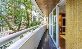 Imagem 2: Cabral, Ed. Royal Park, Apto 212,84m² privativos, 3 Vagas, 4 Quartos, 2 Suítes, 2 Demi-suí