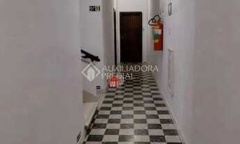 Imagem 3: Apartamento com 2 dormitórios à venda, 59 m² por R$ 212.000,00 - Centro Histórico - Porto