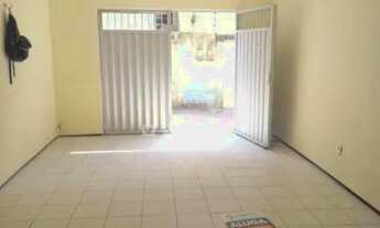 Imagem 4: Casa 2 quartos, a poucas quadras da Praça da Imprensa Chanceler Edson Queiroz