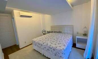 Imagem 5: Original 3 quartos , atualmente com 2 quartos sendo 1 suíte . Golf Village - São Conrado