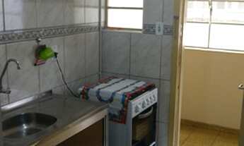 Imagem 2: Kitnet centro, elevador, andar alto, sol da manha, piso frio