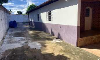 Imagem 3: Vendo ótima casa com 3 Quatos sendo 1 suite no Incra 8..