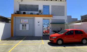 Imagem: Prédio comercial c habites