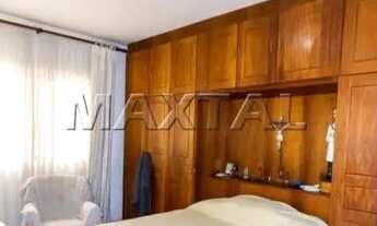 Imagem 4: Casa térrea no Parque Novo Mundo com 5 suítes, 4 vagas de garagem, lareira e edícula