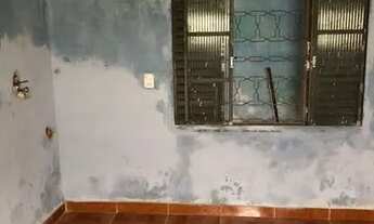 Imagem 4: Aluga-se casa com 2 comodos + Banheiro em Guaianazes