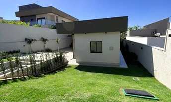 Imagem 3: Casa para venda no Condomínio do Lago - 292m² de área construida