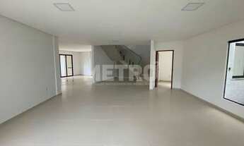 Imagem: Venda, casa com 247m2, São 2 pavimentos