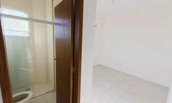 Imagem 7: 2 quartos sendo 1 suíte, sala, cozinha, banheiro com box blindex, área de serviço, varanda