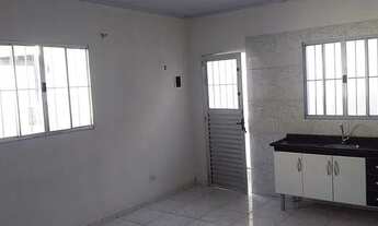 Imagem 4: Casa para Locação em Poá, Jardim América, 3 dormitórios, 1 banheiro, 2 vagas