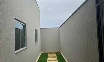 Imagem 2: Vendo Excelente casa com 3 Quartos no Residencial Flor de Cerejeira fino acabamento