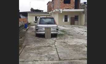 Imagem 2: Casa com terreno bem espaçosa