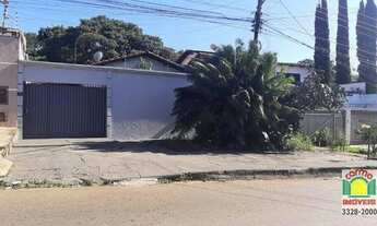 Imagem: Casa com 3 dormitórios para alugar - Jk
